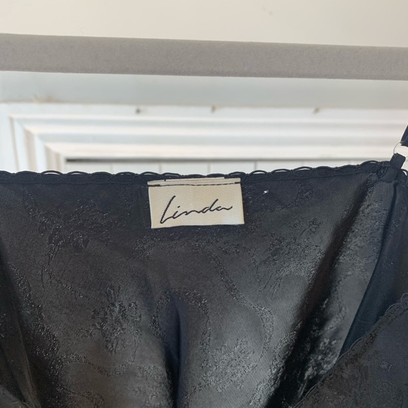 Stunning vintage satin camisole blouse! - Picture 3 of 3